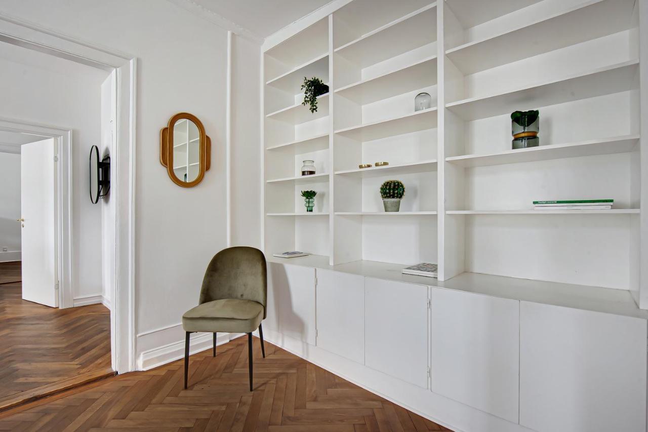 Sanders Square - Spacious Six-bedroom Near Amalienborg Appartement